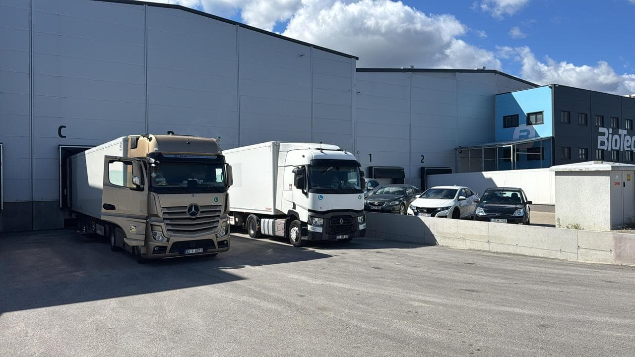 Handling with Precision